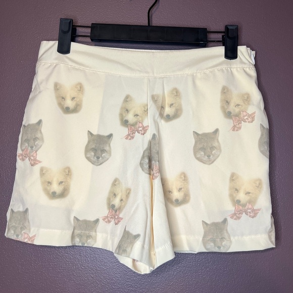Never worn fox print shorts - Picture 1 of 7